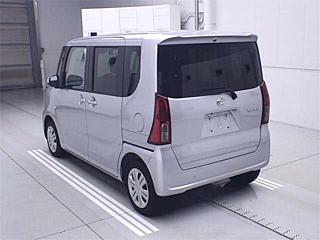 DAIHATSU TANTO 2024