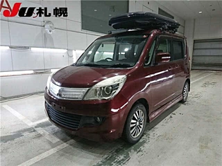 MITSUBISHI DELICA D2 2011