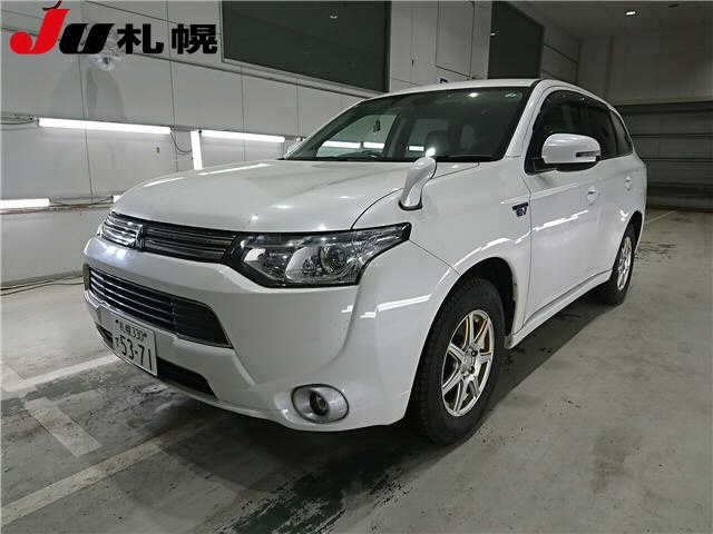 MITSUBISHI OUTLANDER PHEV 2013