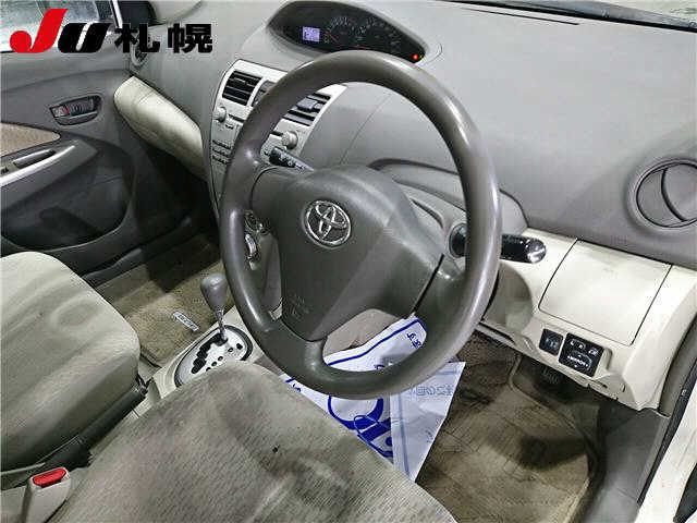 TOYOTA BELTA 2009