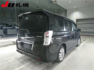 HONDA STEP WAGON 2011