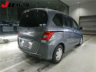 HONDA FREED 2009