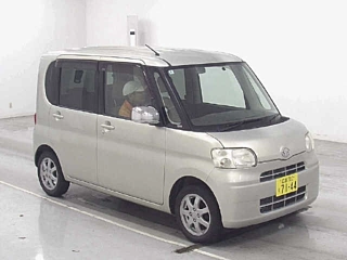 DAIHATSU TANTO 2008