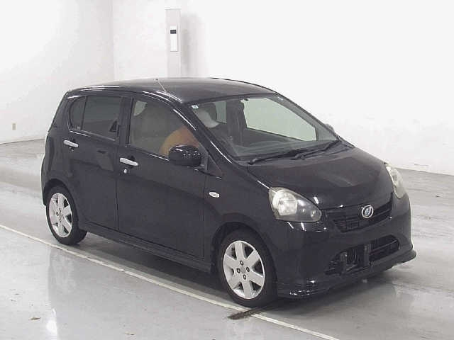 DAIHATSU MIRA E S 2012