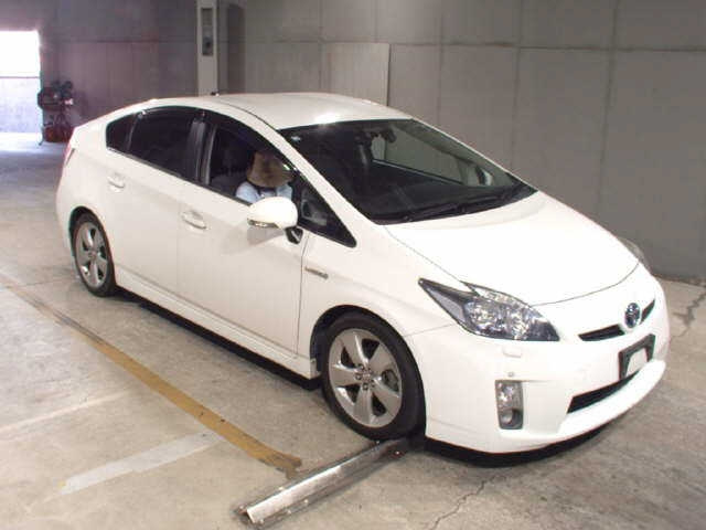 TOYOTA PRIUS 2010