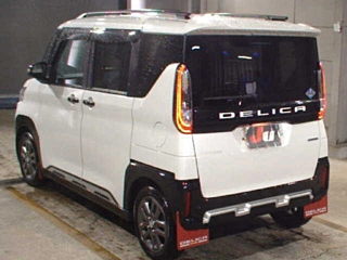 MITSUBISHI DELICA MINI 2023