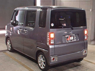 TOYOTA PIXIS MEGA 2020