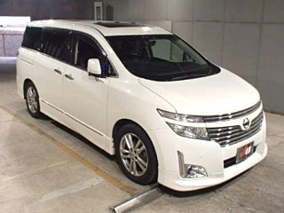NISSAN ELGRAND 2011
