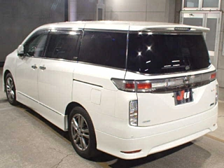 NISSAN ELGRAND 2011