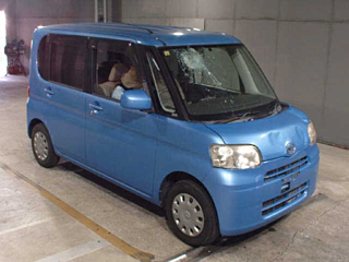 DAIHATSU TANTO 2008