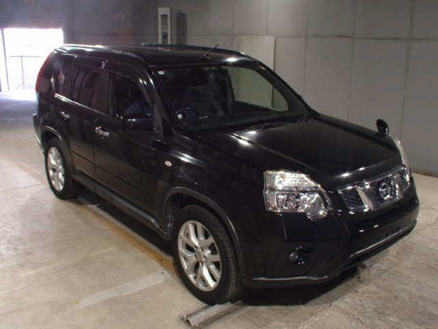 NISSAN X-TRAIL 2013