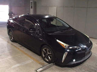 TOYOTA PRIUS 2019
