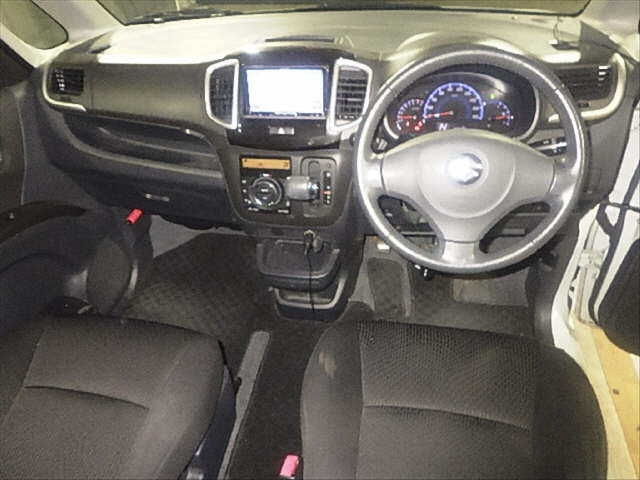 SUZUKI SOLIO 2011