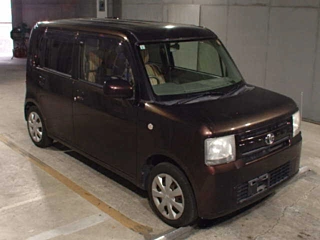 TOYOTA PIXIS SPACE 2013