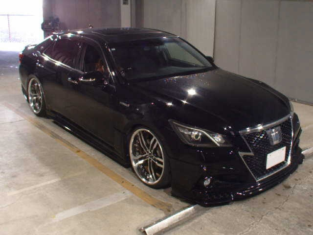 TOYOTA CROWN 2013