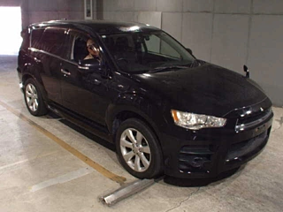 MITSUBISHI OUTLANDER 2010