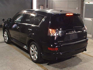 MITSUBISHI OUTLANDER 2010