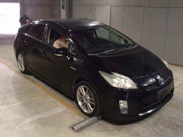 TOYOTA PRIUS 2011