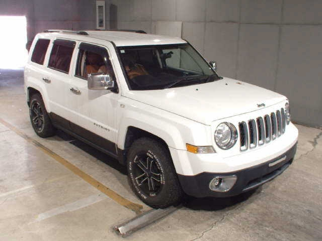CHRYSLER JEEP PATRIOT 2011