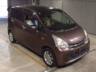 DAIHATSU MOVE 2011