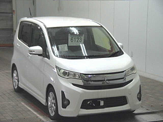 MITSUBISHI EK CUSTOM 2013