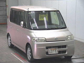 DAIHATSU TANTO 2004