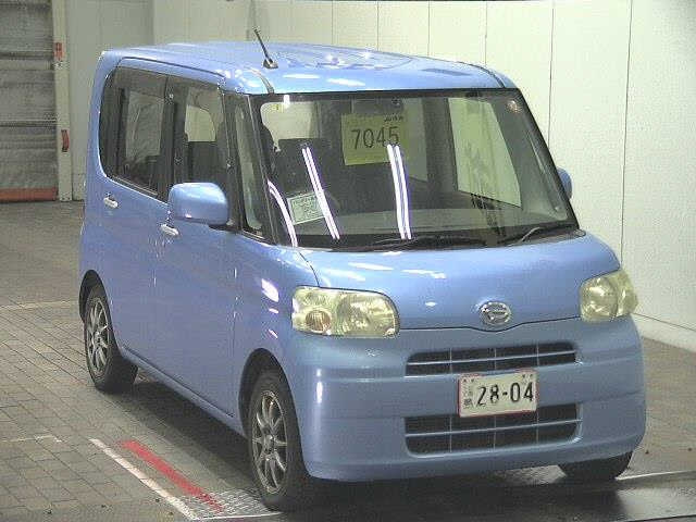 DAIHATSU TANTO 2012
