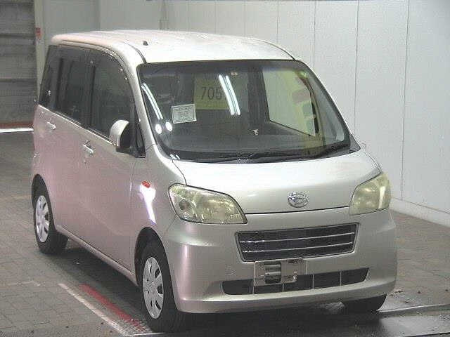 DAIHATSU TANTO EXE 2010
