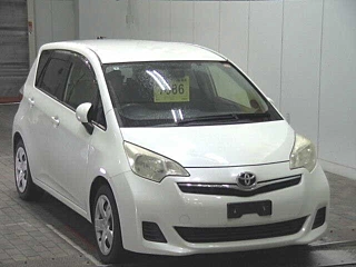 TOYOTA RACTIS 2012