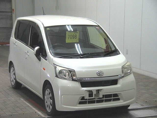 DAIHATSU MOVE 2014