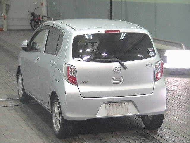 DAIHATSU MIRA E S 2012