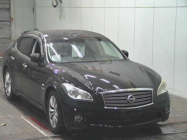 NISSAN FUGA 2012