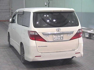 TOYOTA ALPHARD 2010