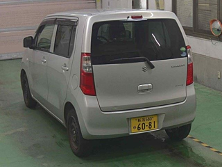 SUZUKI WAGON R 2013