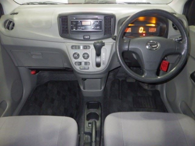 DAIHATSU MIRA E S 2014