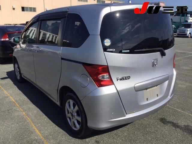 HONDA FREED 2009