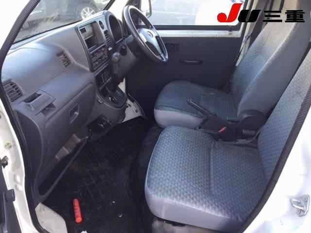 DAIHATSU HIJET VAN 2012