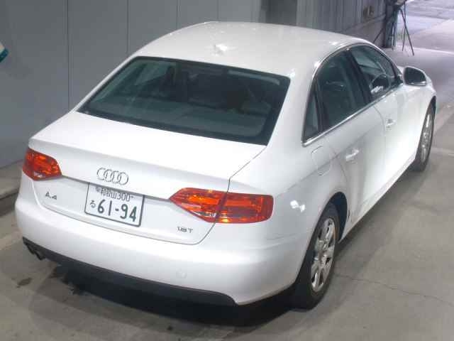AUDI A4 2009