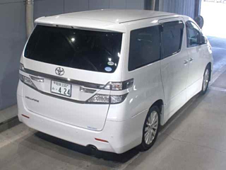 TOYOTA VELLFIRE 2011