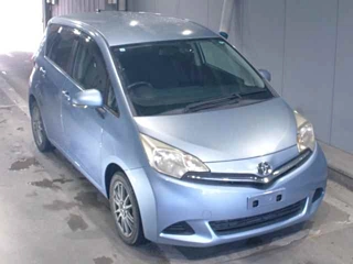 TOYOTA RACTIS 2011