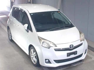 TOYOTA RACTIS 2011