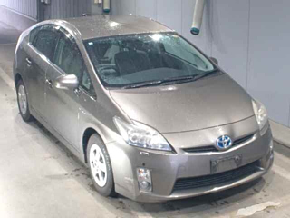 TOYOTA PRIUS 2011
