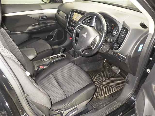 MITSUBISHI OUTLANDER 2013