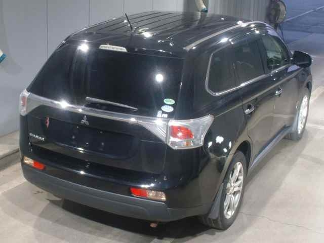 MITSUBISHI OUTLANDER 2013