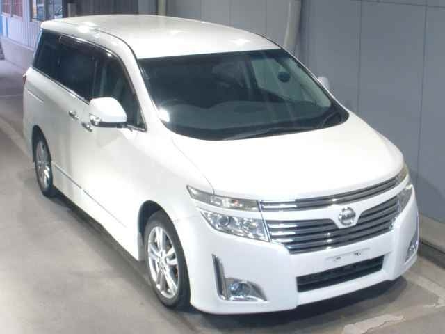 NISSAN ELGRAND 2011