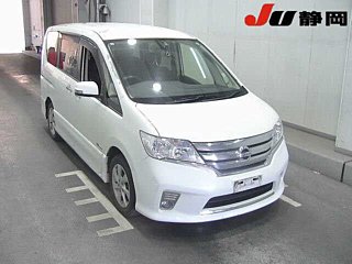 NISSAN SERENA 2013