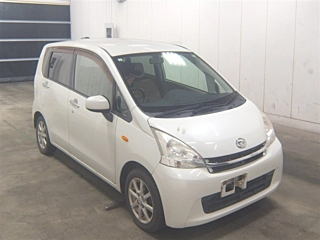 DAIHATSU MOVE 2011