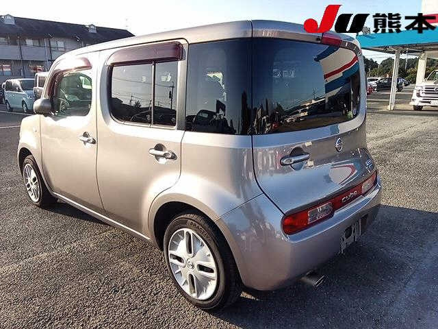 NISSAN CUBE 2012