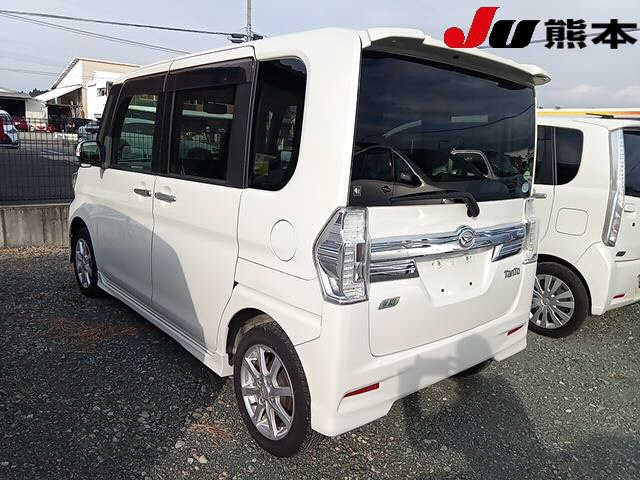 DAIHATSU TANTO 2013