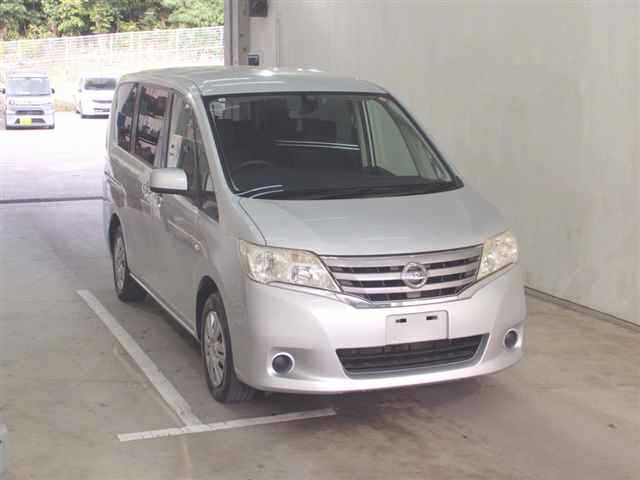 NISSAN SERENA 2011